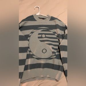 Witty Fox sweater size s